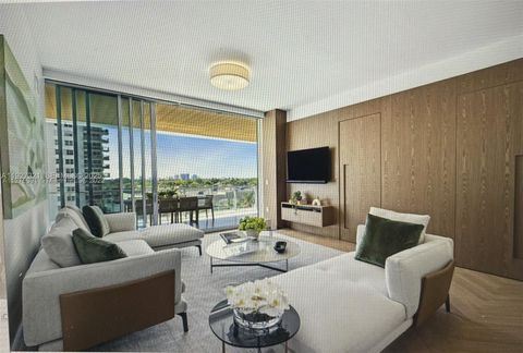 5775 Collins Ave 605 Miami Beach FL 33140