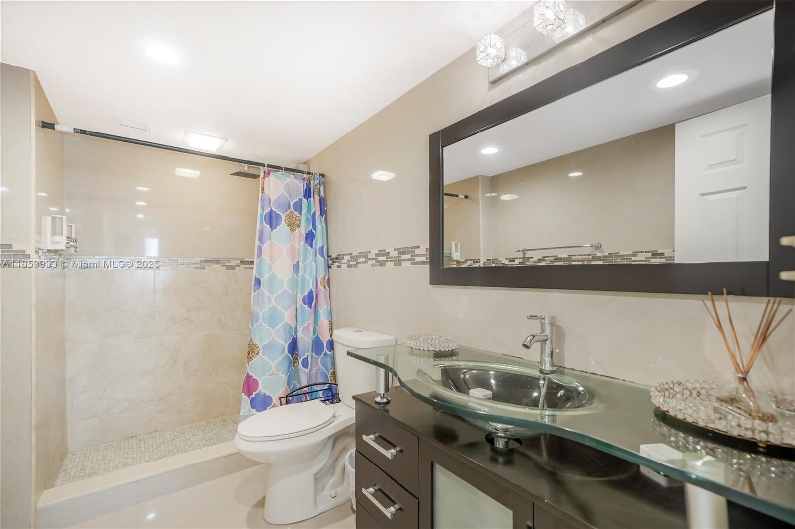 MALAGA TOWERS CONDO - Residential Lease