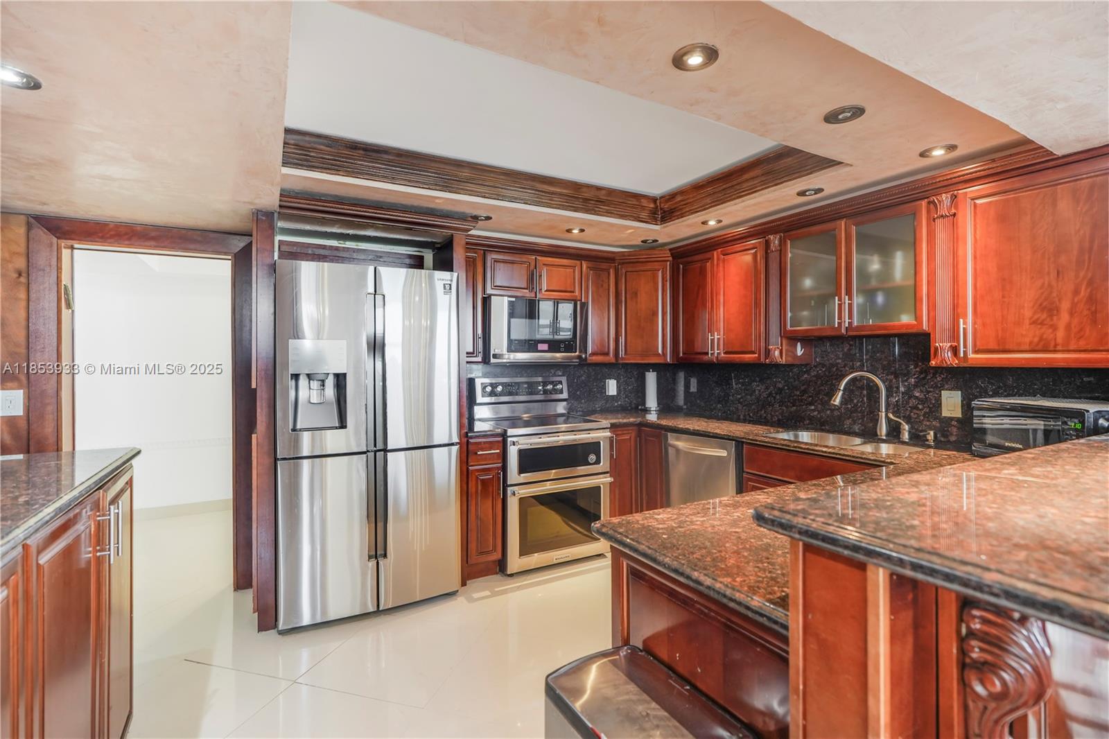 MALAGA TOWERS CONDO - Residential Lease