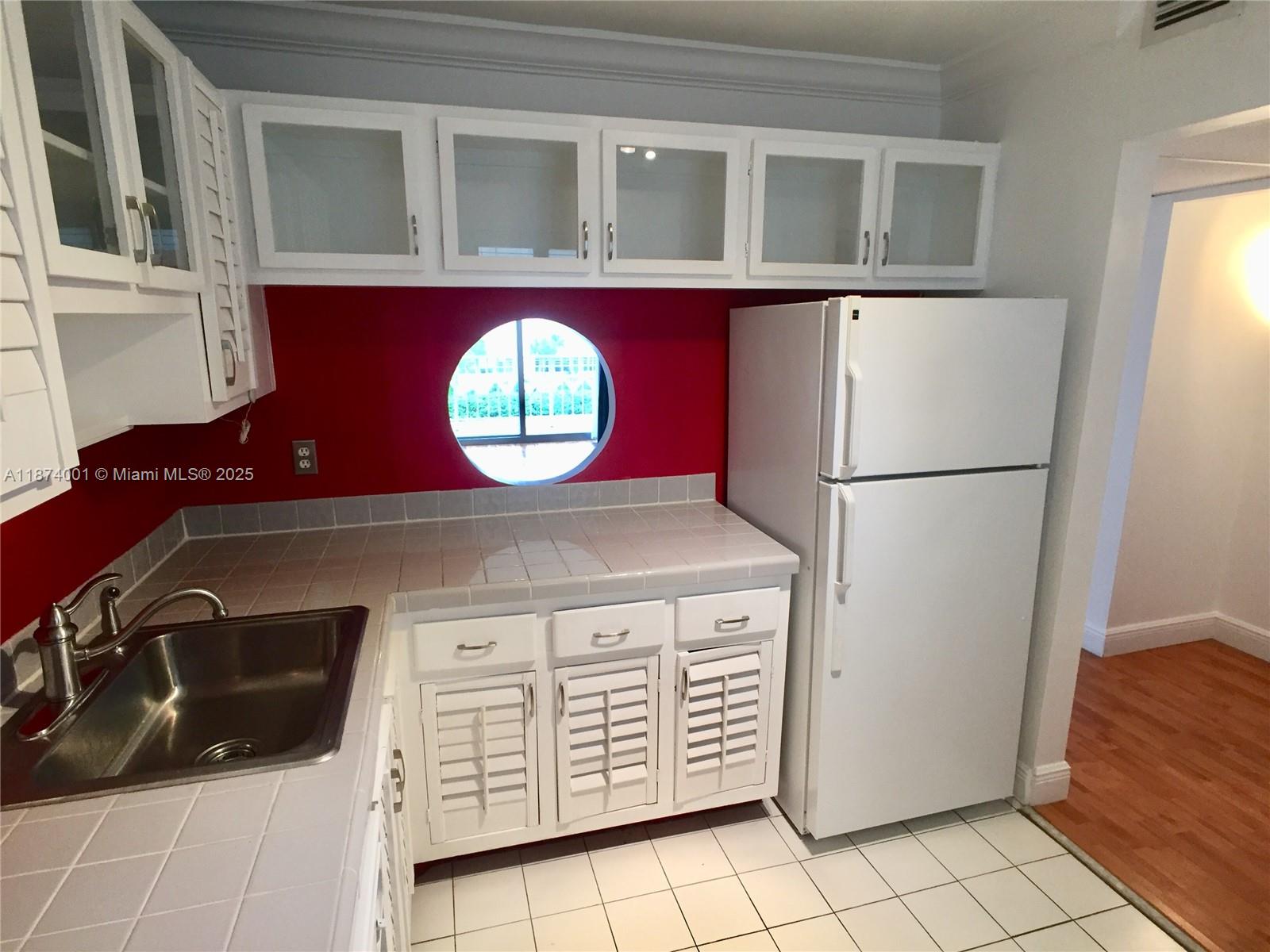 PALMS OF ALTON ROAD CONDO - Residential