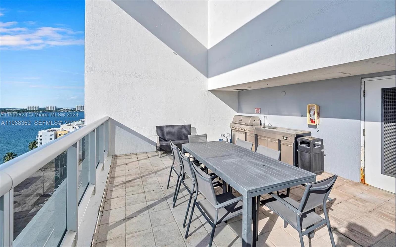 BLUE BAY TOWER CONDO - Residential