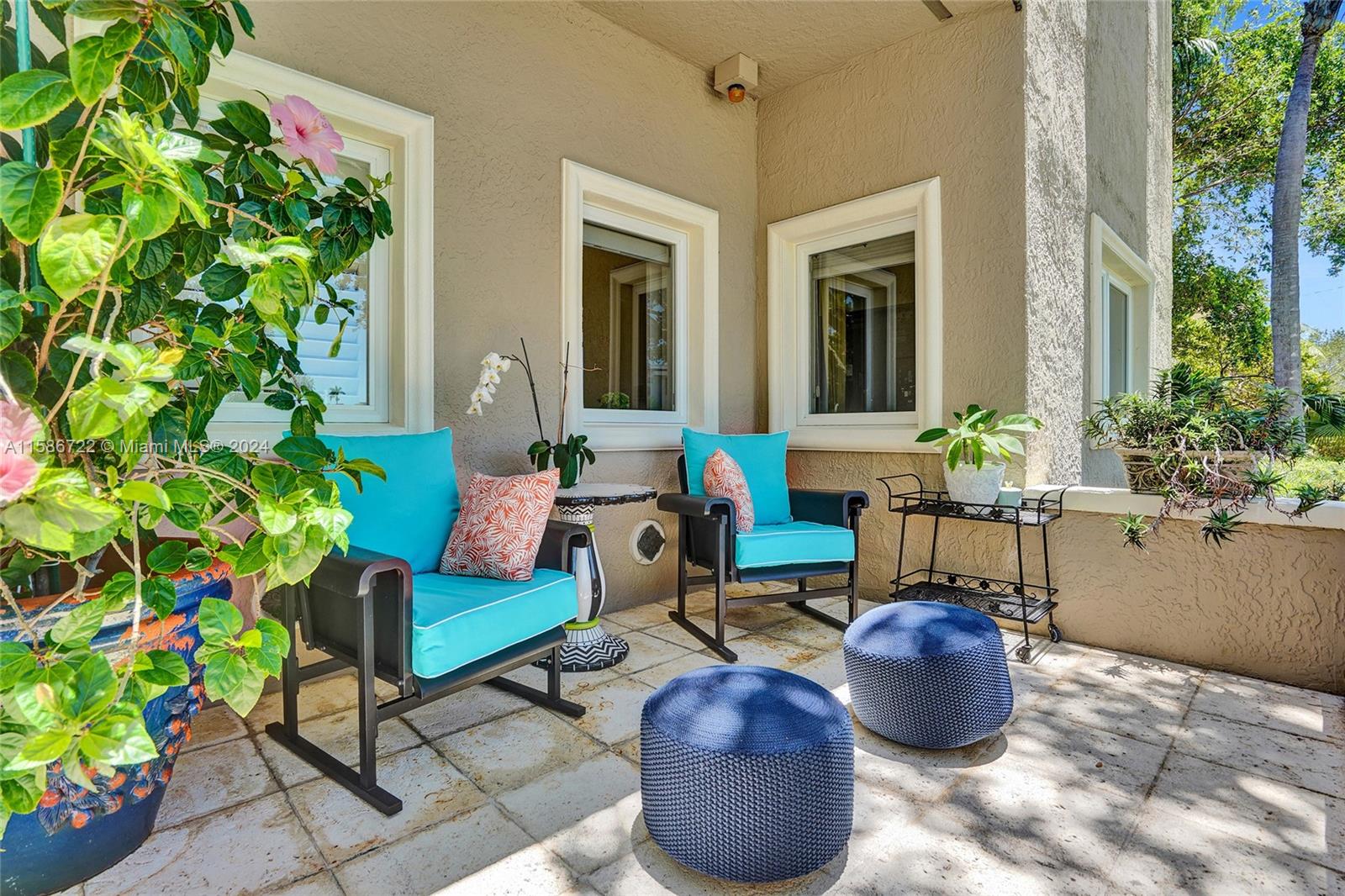 HOLLYWOOD LAKES SECTION - Residential