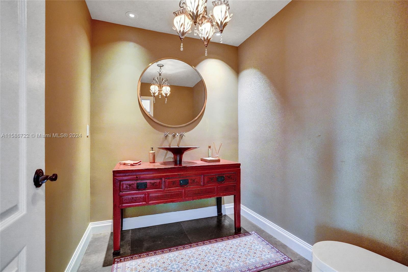 HOLLYWOOD LAKES SECTION - Residential