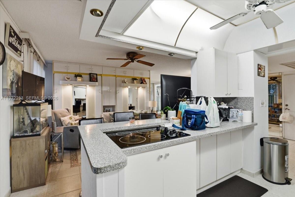 AVILA CONDO - Residential