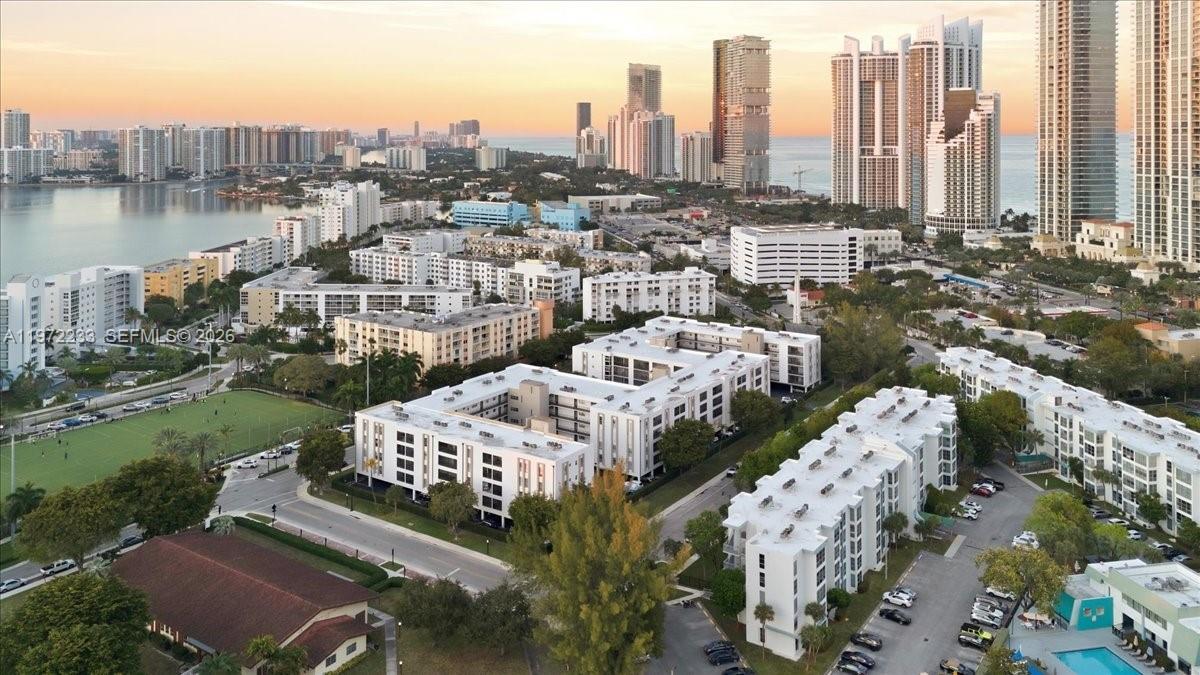 AVILA CONDO - Residential