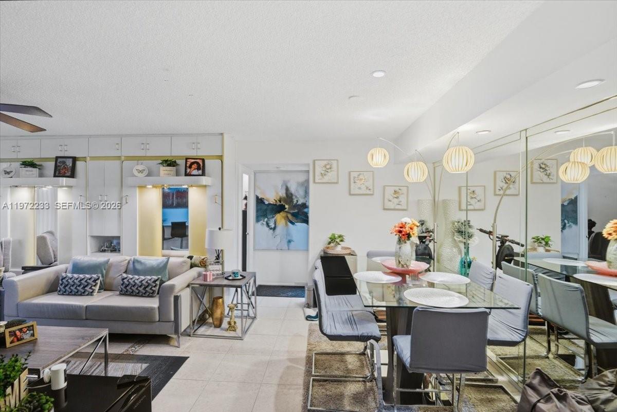 AVILA CONDO - Residential