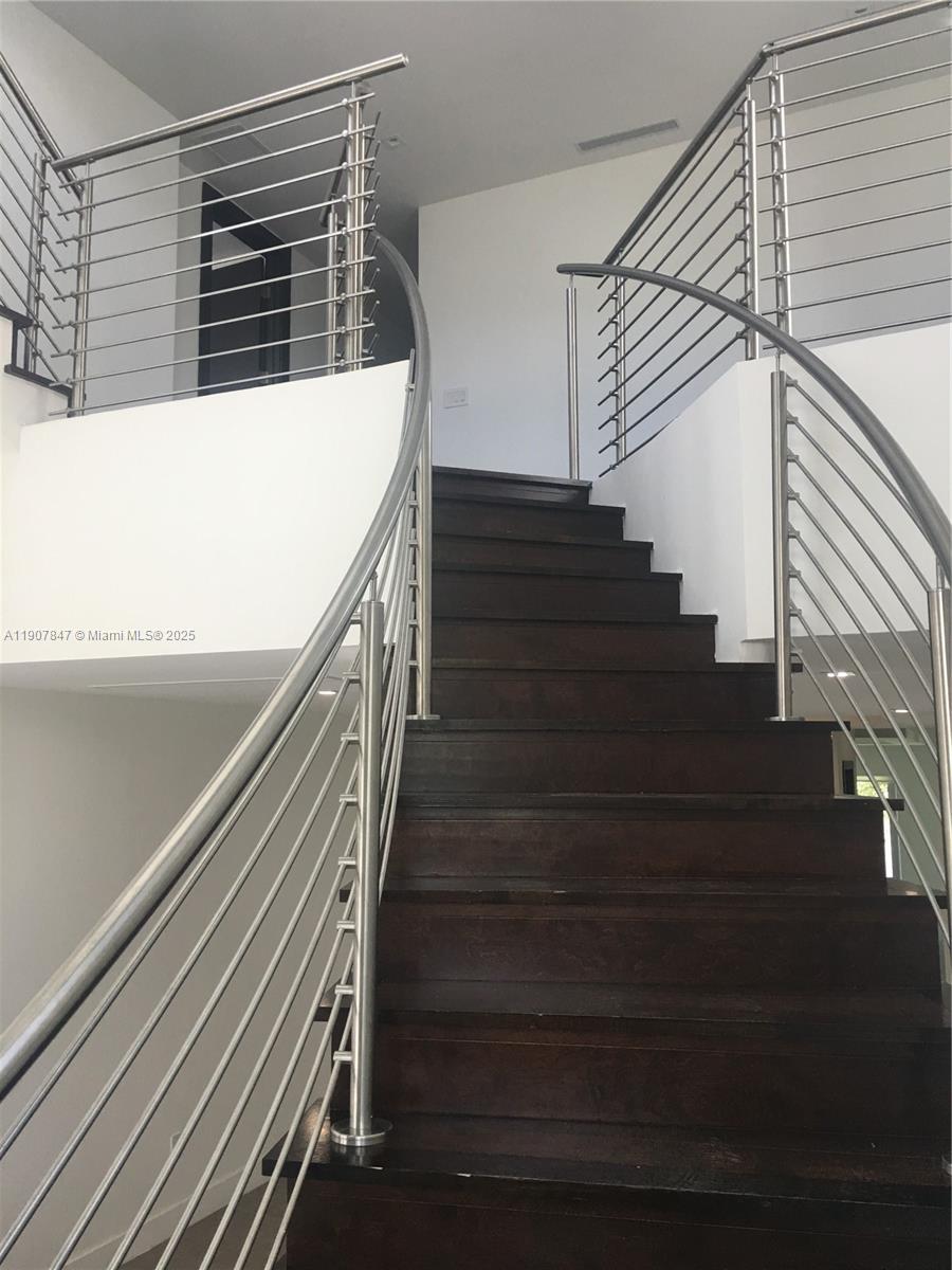 OASIS PARK SQUARE AT DORA - Residential Lease