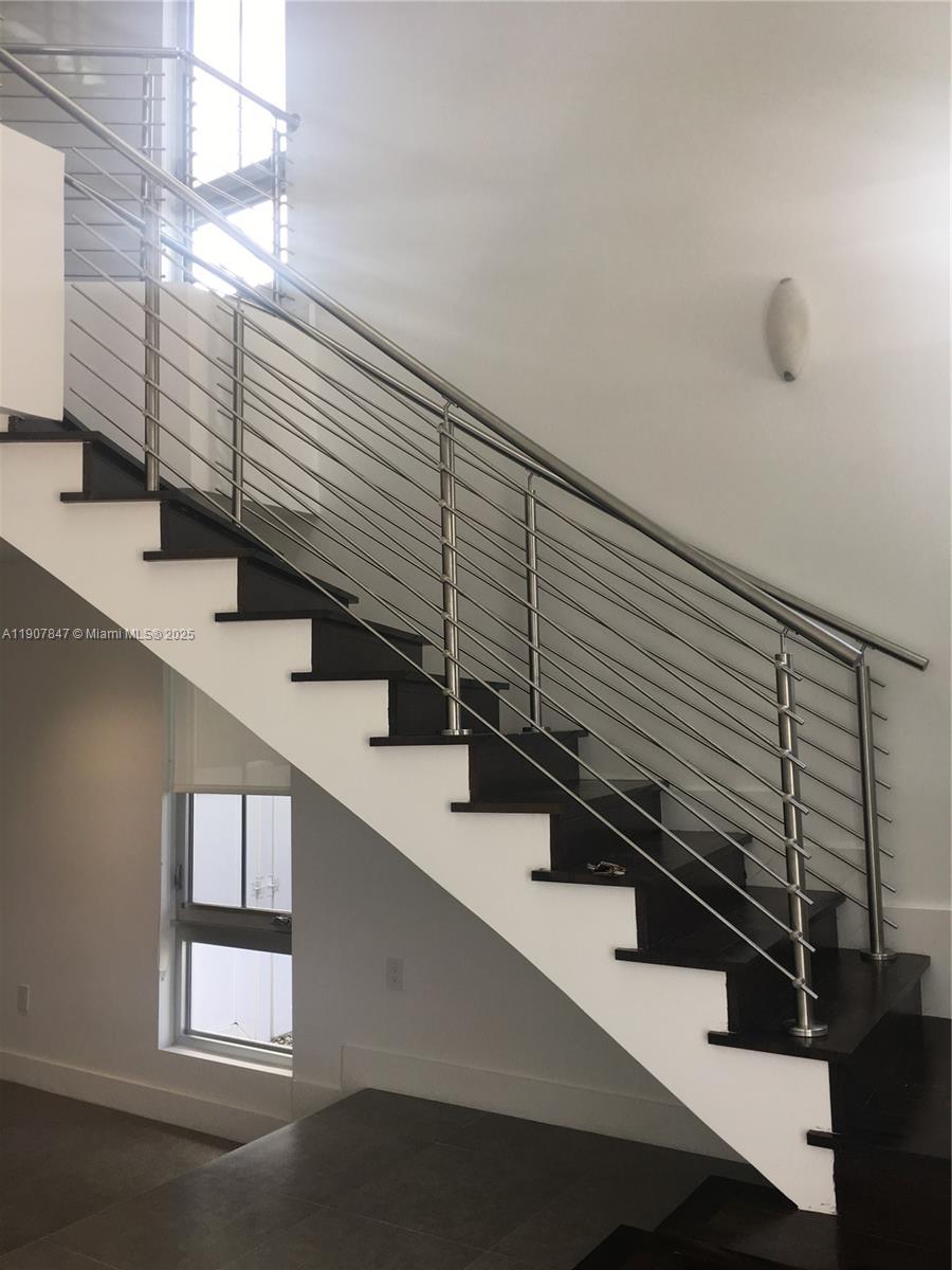 OASIS PARK SQUARE AT DORA - Residential Lease