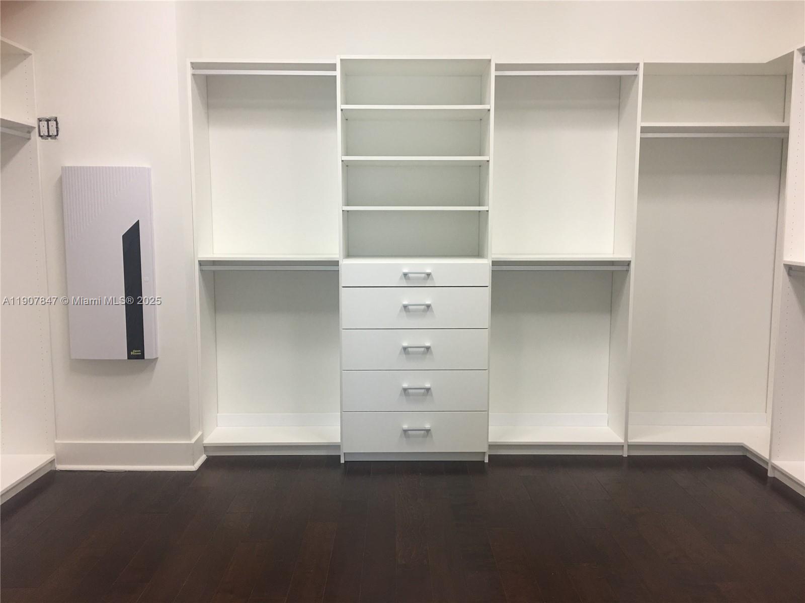 OASIS PARK SQUARE AT DORA - Residential Lease