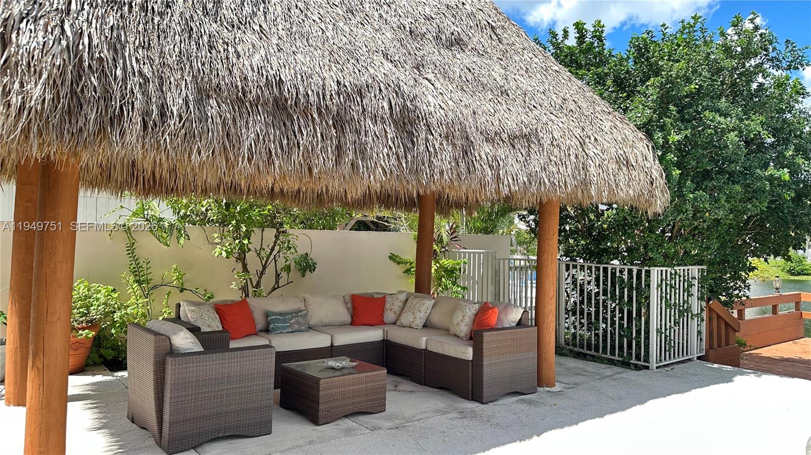 4TH ADDN TO ROYAL OAKS - Residential