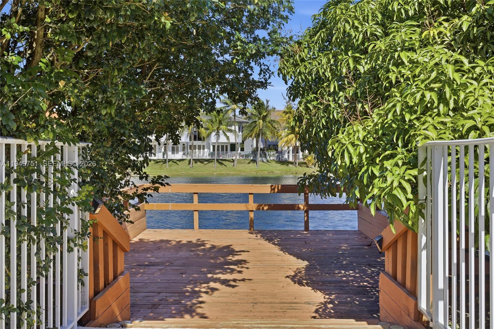 4TH ADDN TO ROYAL OAKS - Residential