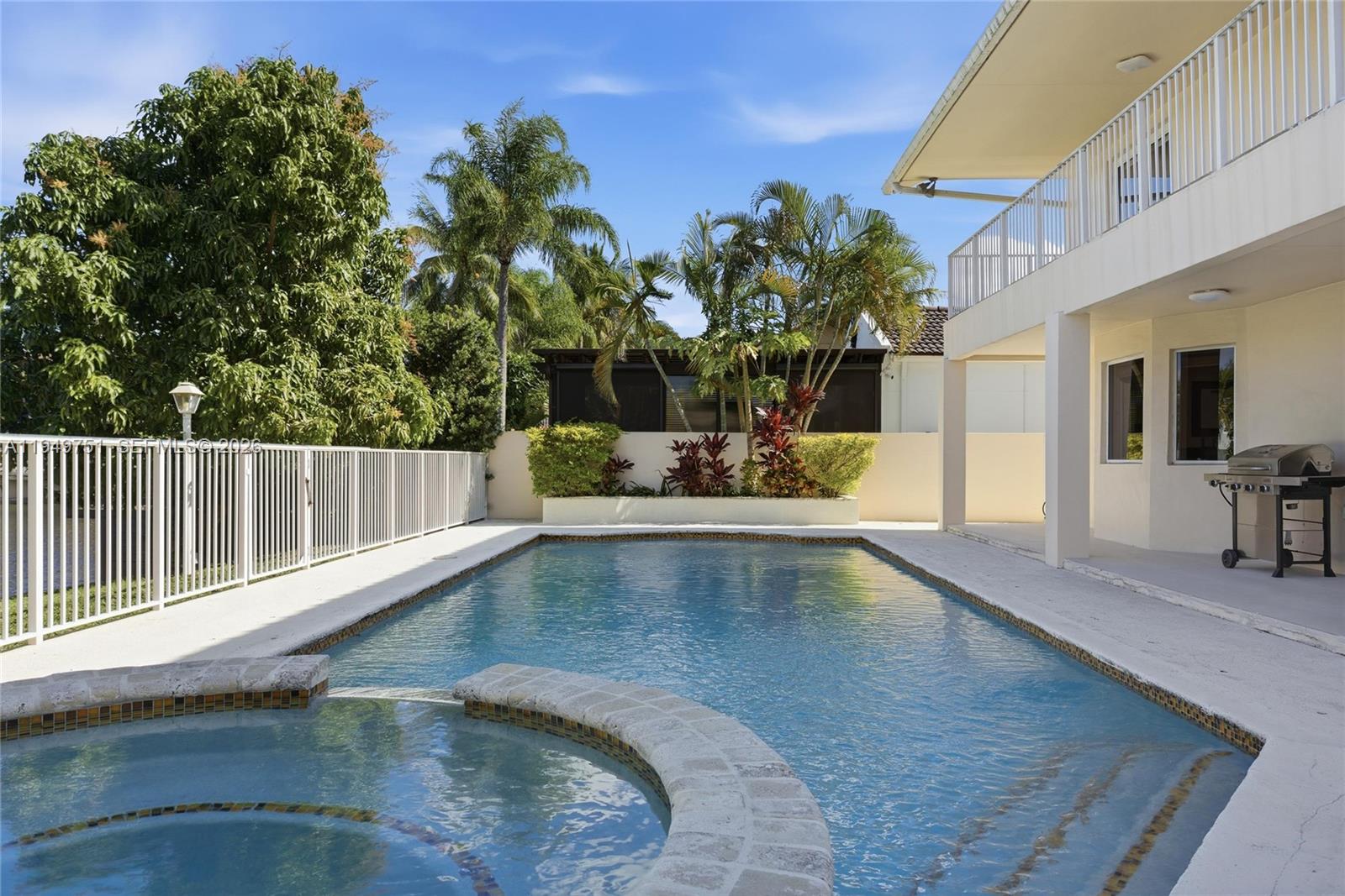 4TH ADDN TO ROYAL OAKS - Residential