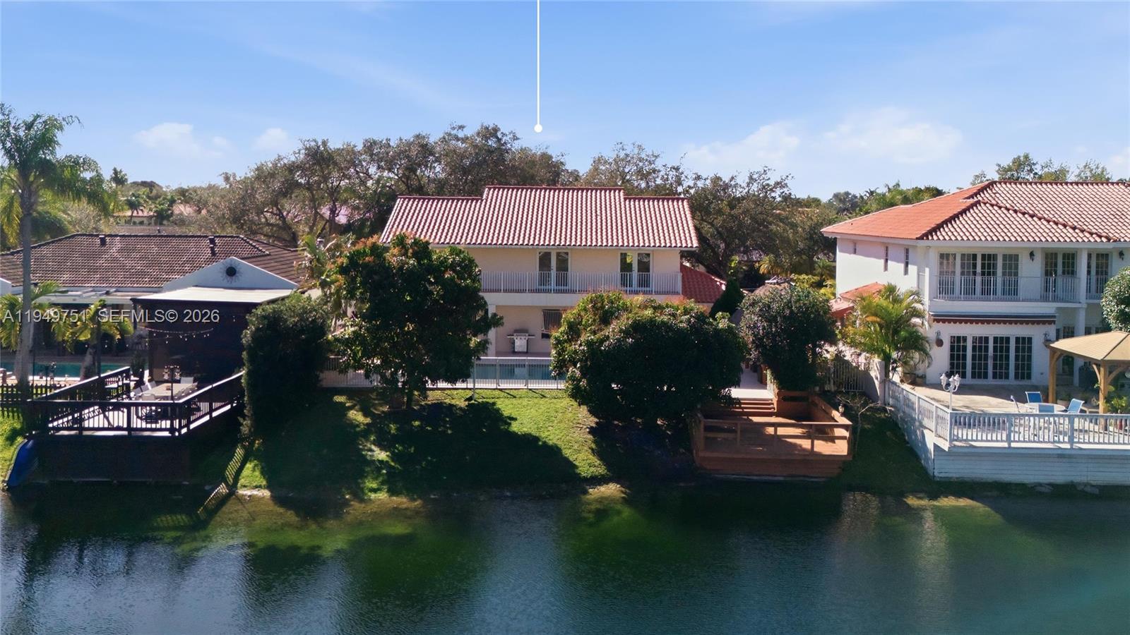 4TH ADDN TO ROYAL OAKS - Residential