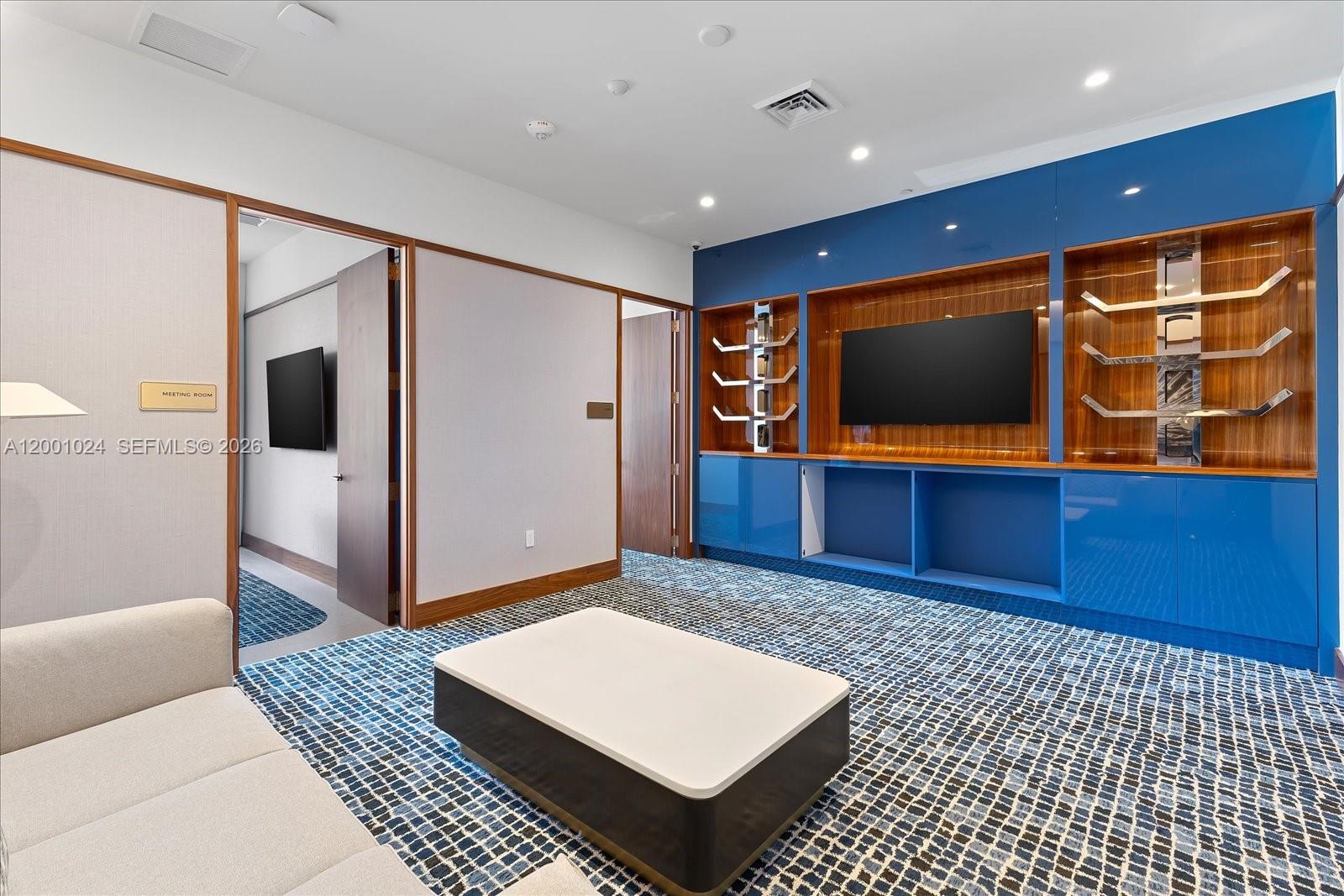 MR C RESIDENCES - Residential Lease