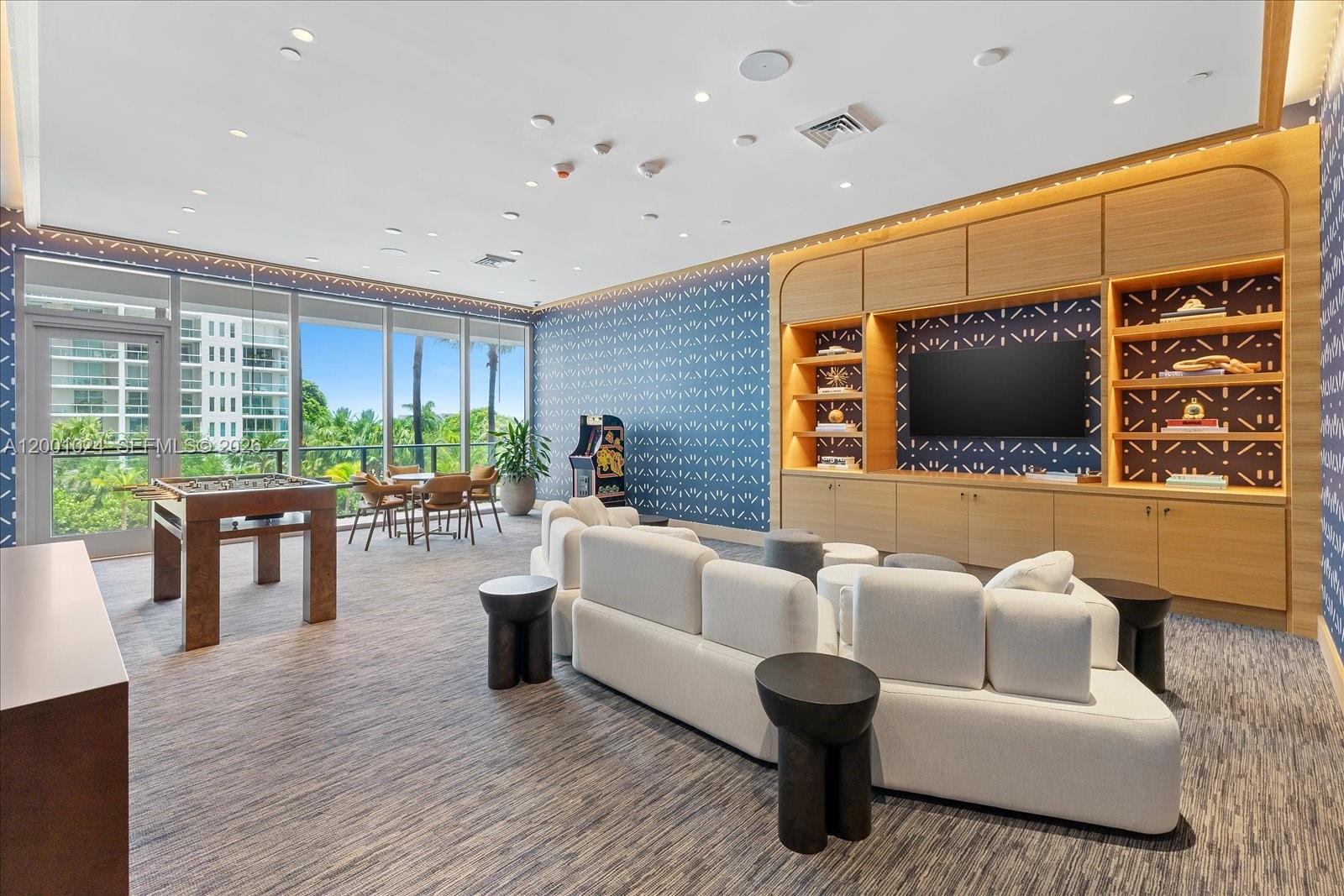 MR C RESIDENCES - Residential Lease