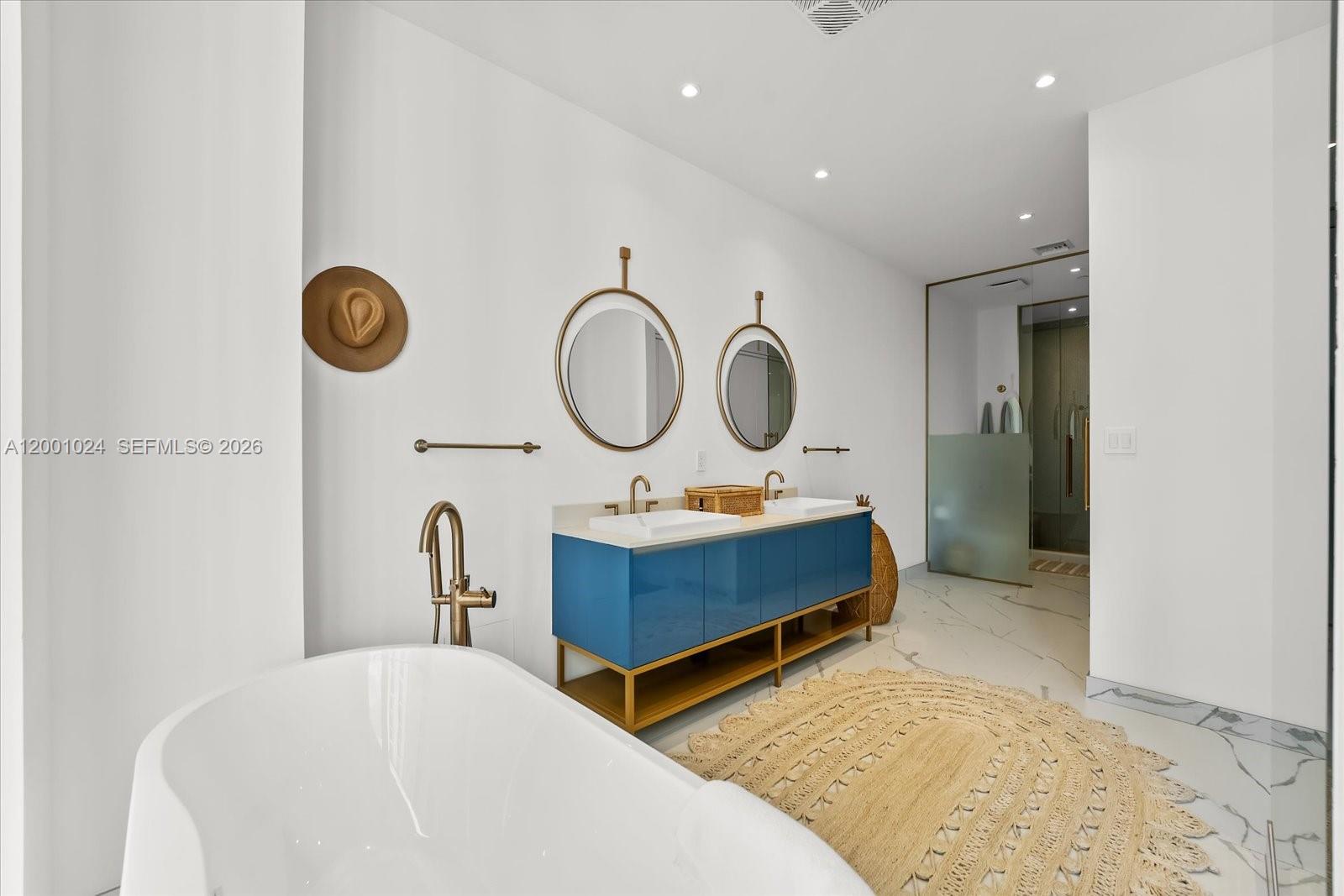 MR C RESIDENCES - Residential Lease