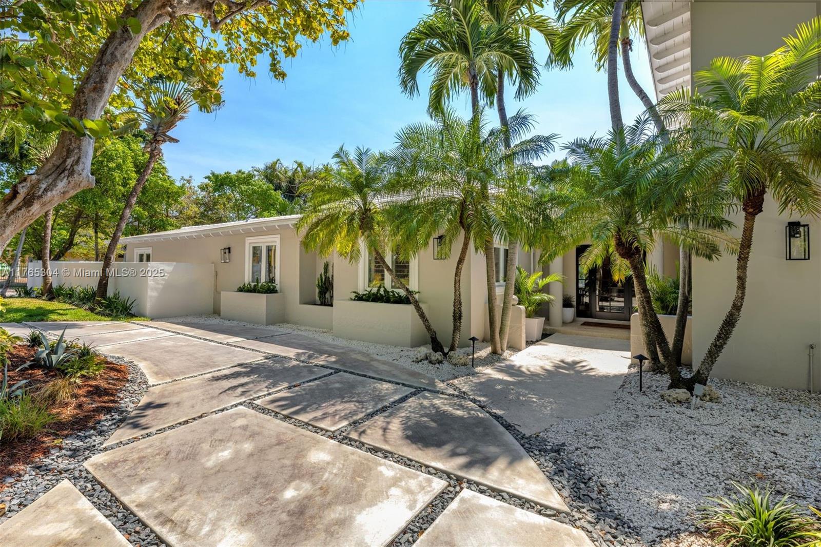 TROPICAL ISLE HOMES SUB - Residential