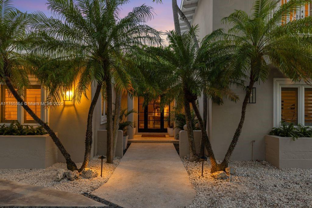 TROPICAL ISLE HOMES SUB - Residential