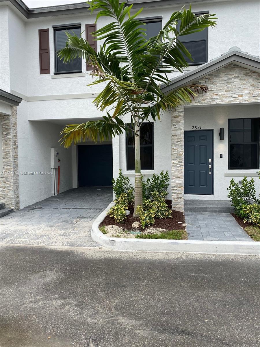 Property for Sale at 2831 Sw 16th Ter 2831, Fort Lauderdale, Broward County, Florida - Bedrooms: 3 
Bathrooms: 3  - $510,000