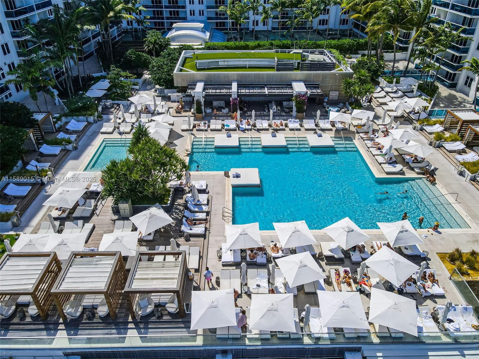 RONEY PALACE CONDO - Residential