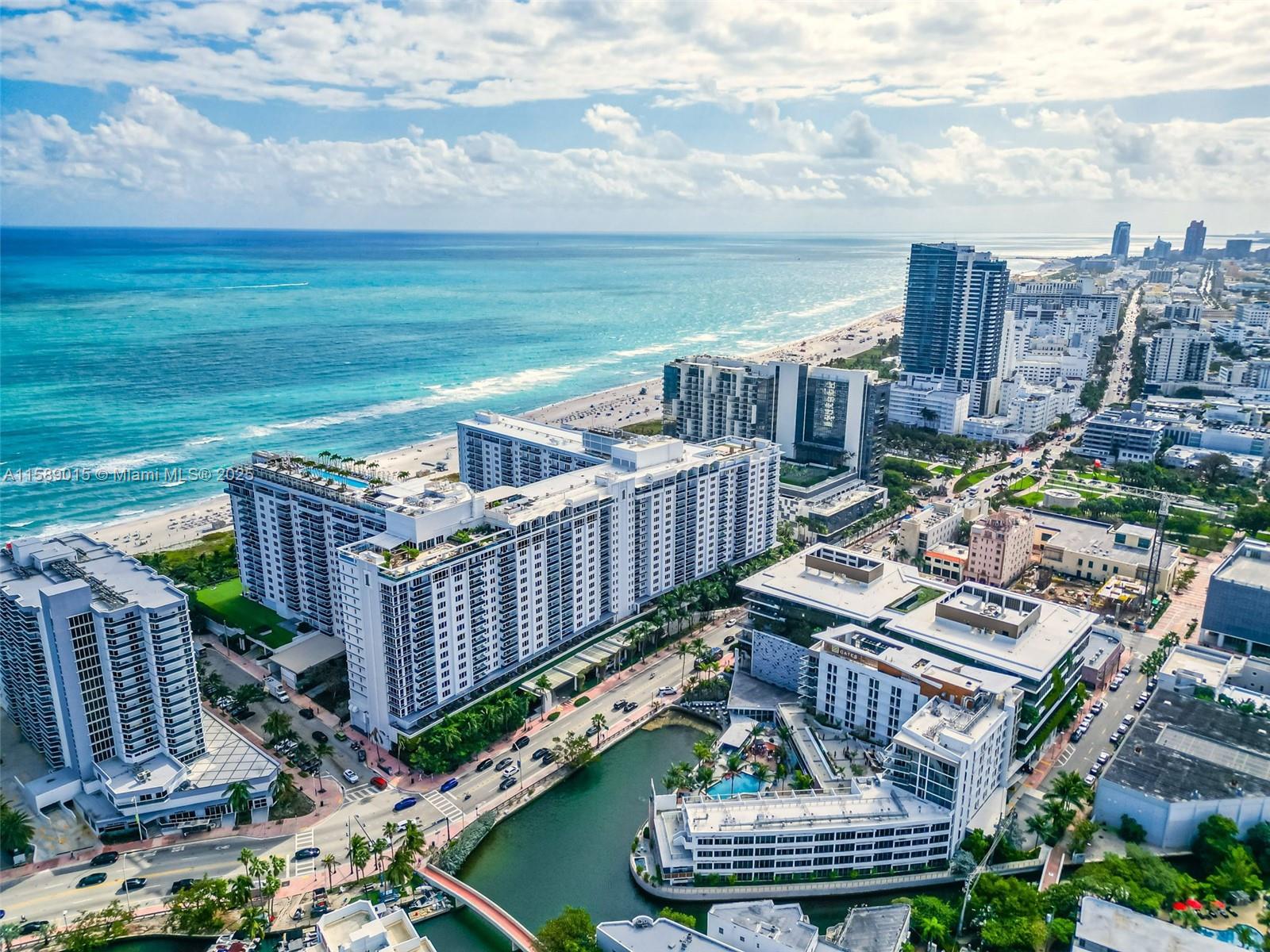 2301 Collins Ave 325