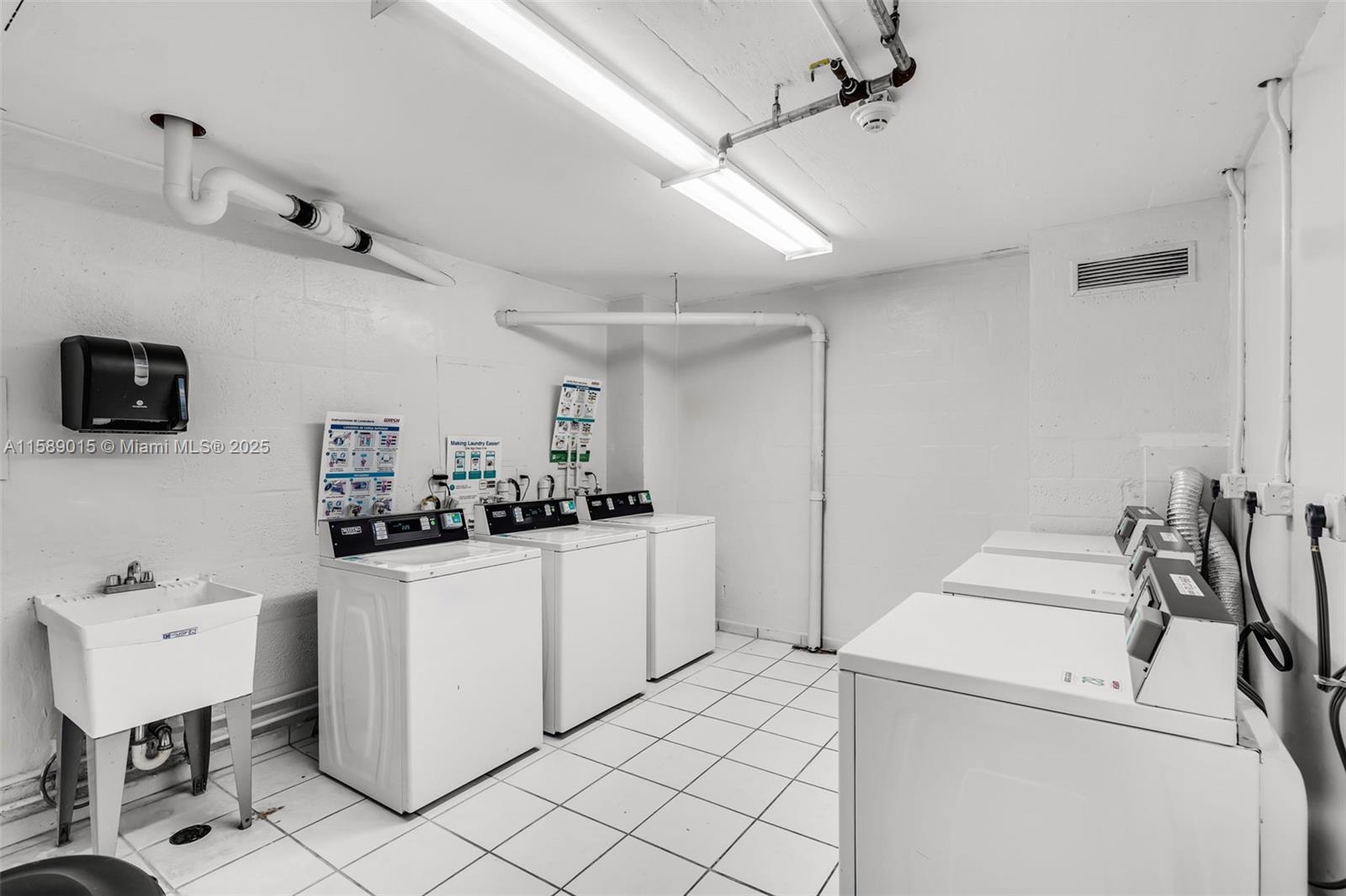 RONEY PALACE CONDO - Residential