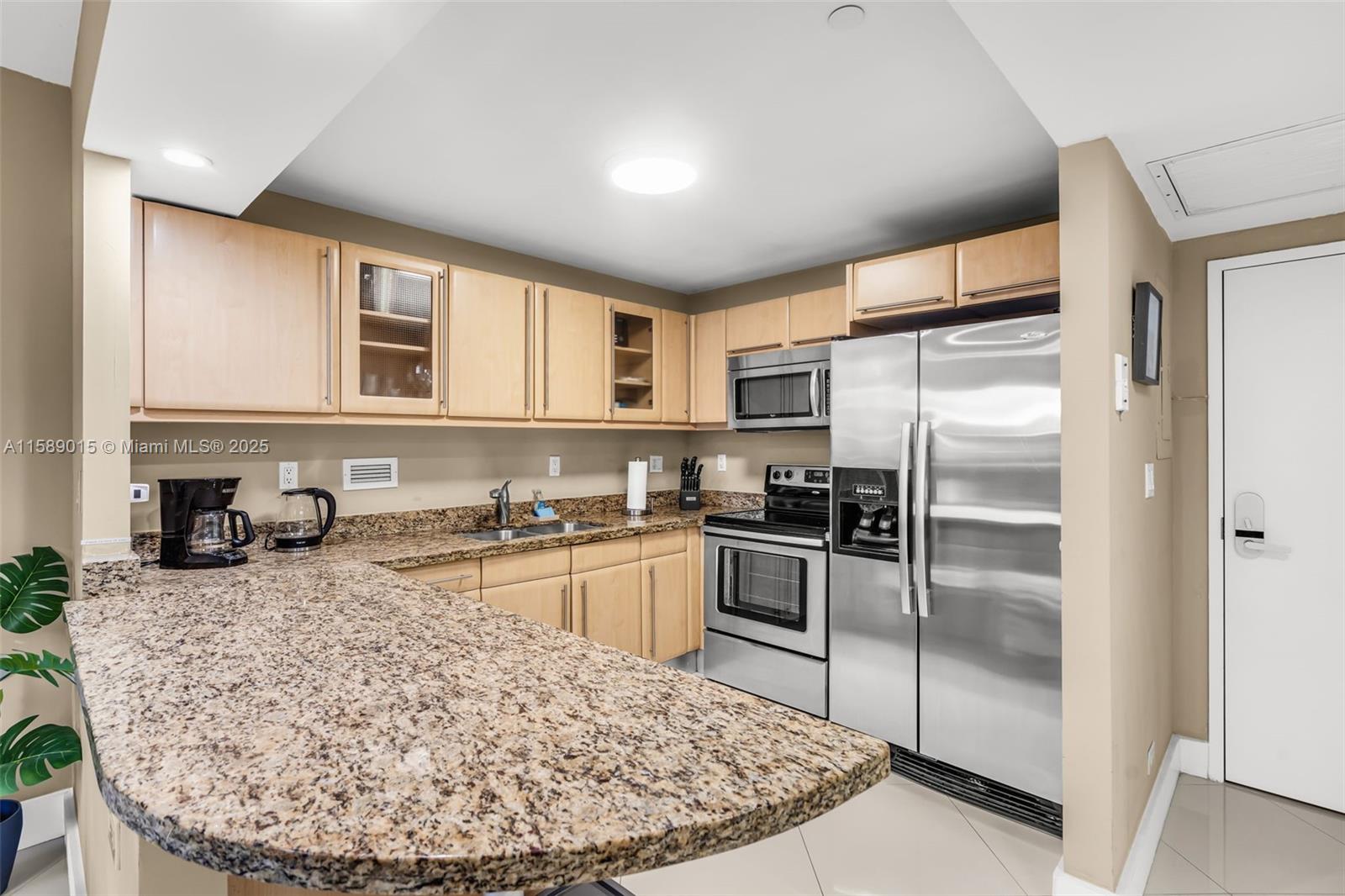 RONEY PALACE CONDO - Residential