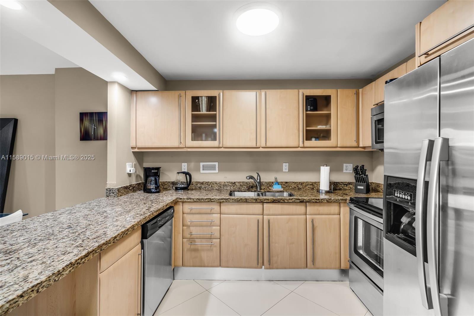 RONEY PALACE CONDO - Residential