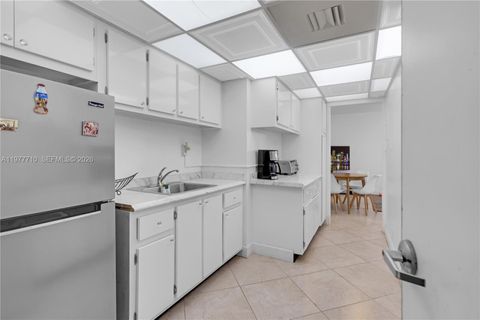 Tiny photo for 1000 West Ave #1121, Miami Beach, FL 33139 (MLS # A11977710)