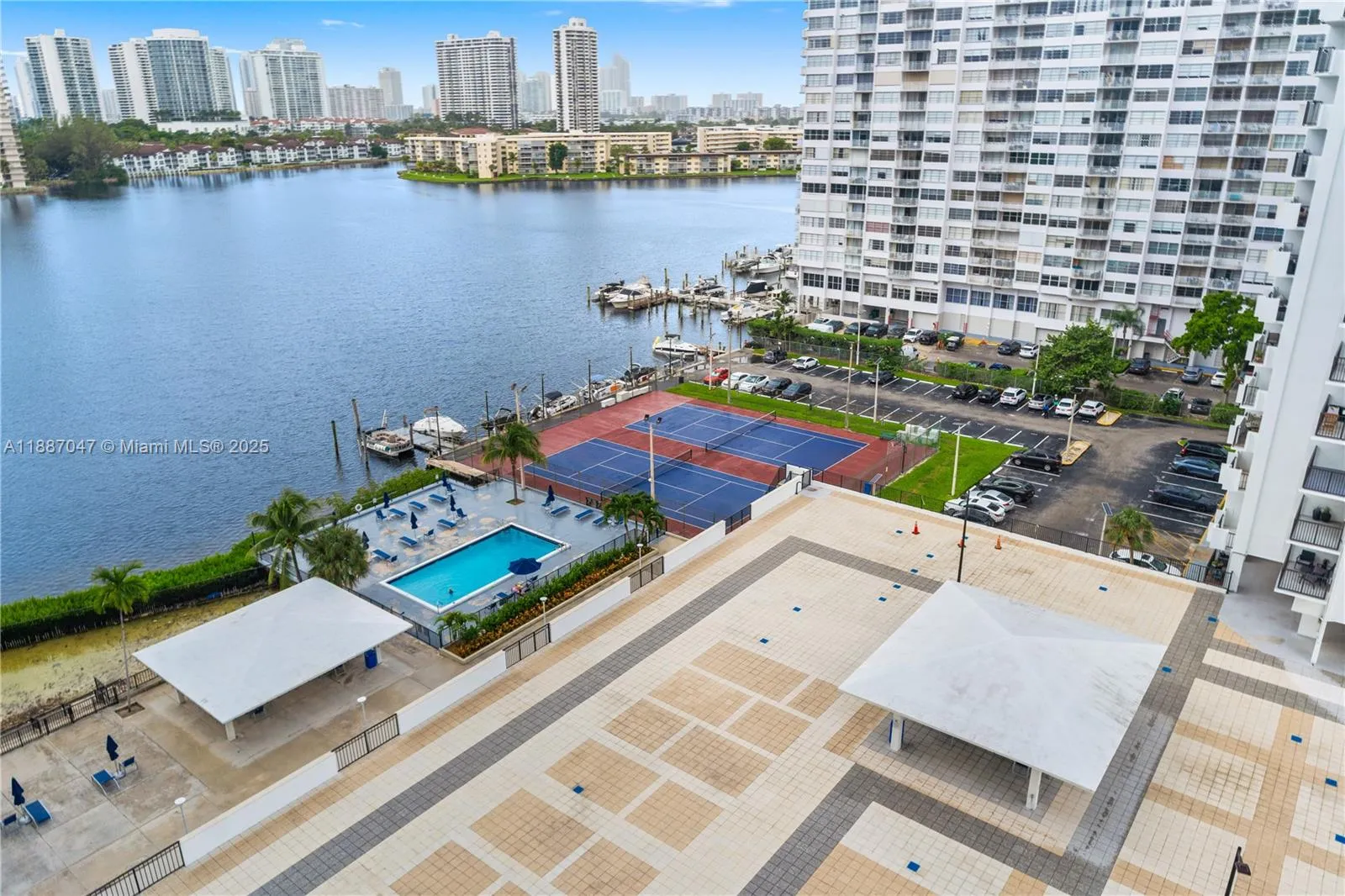 Aventura, Florida 33160, United States, 2 Bedrooms Bedrooms, ,2 BathroomsBathrooms,Residential,Active,219334