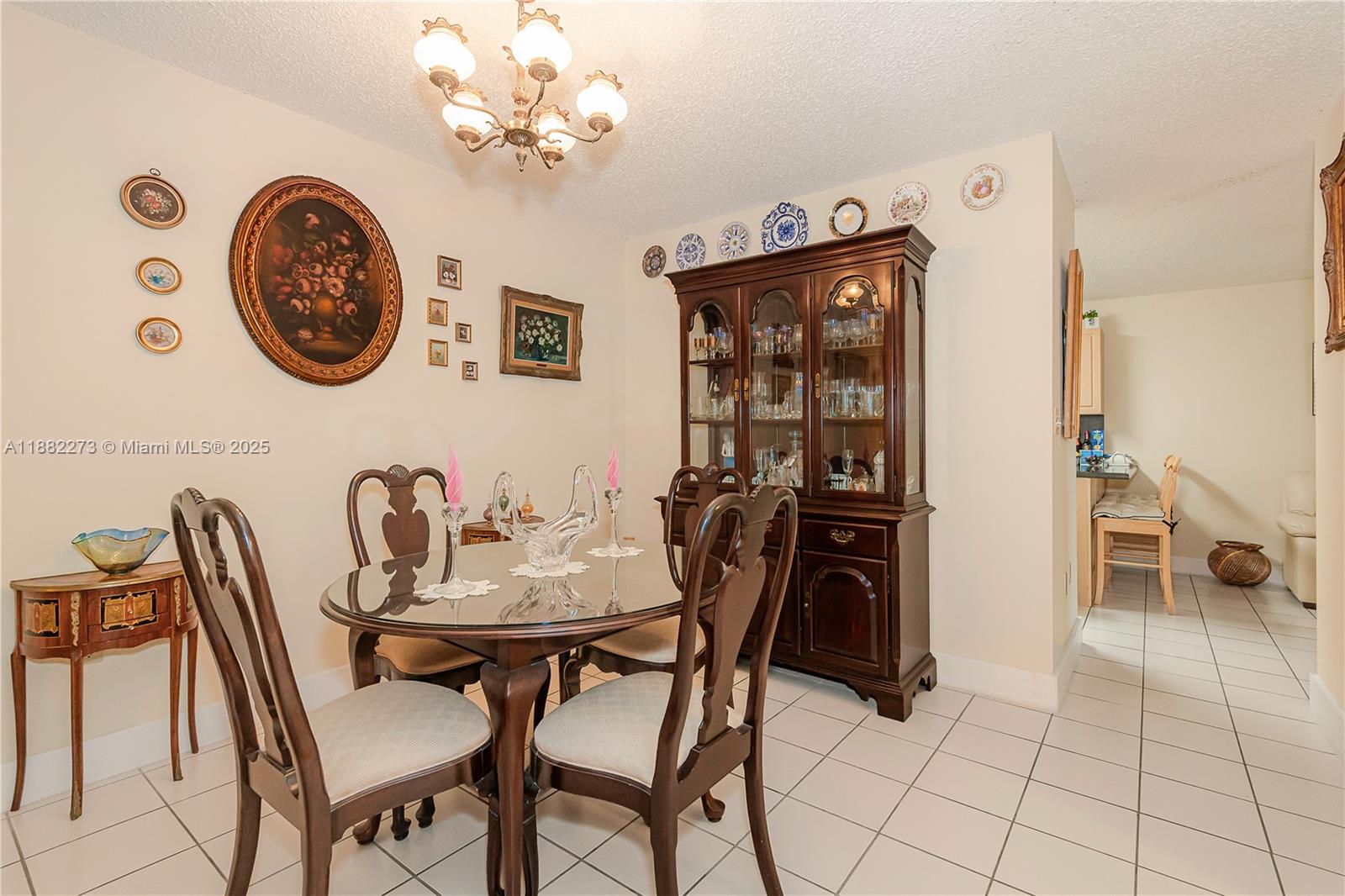 POINT LAKE CONDO VII - Residential