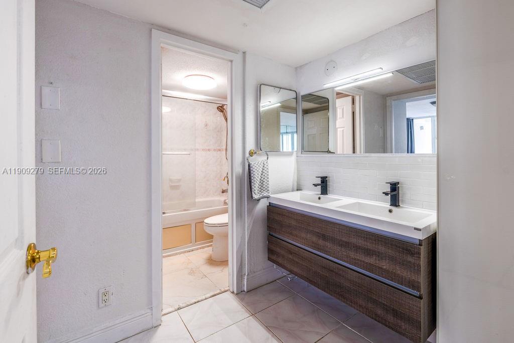 PARKER TOWER CONDO - Residential