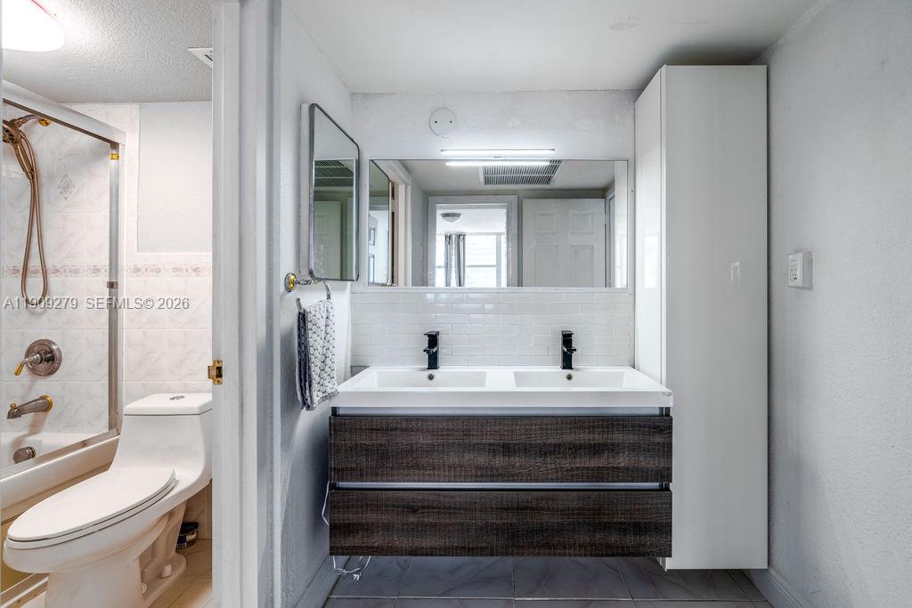 PARKER TOWER CONDO - Residential