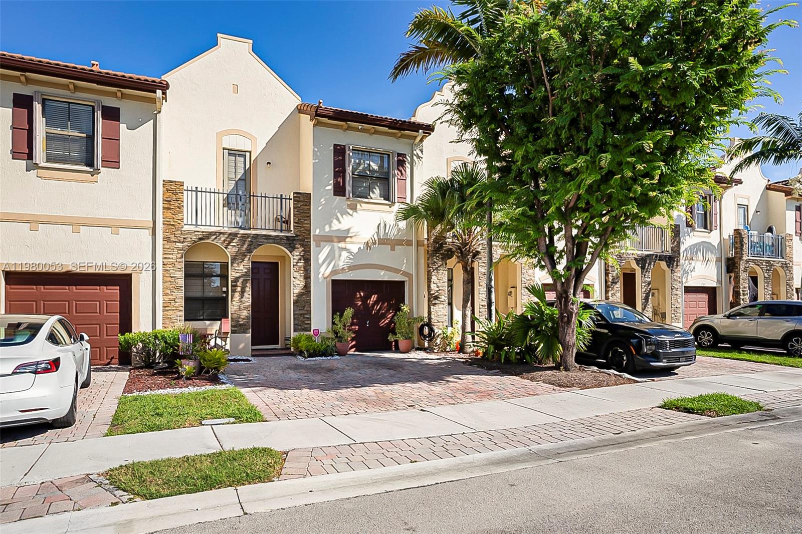 SILVER PALM EAST SEC THRE - Residential