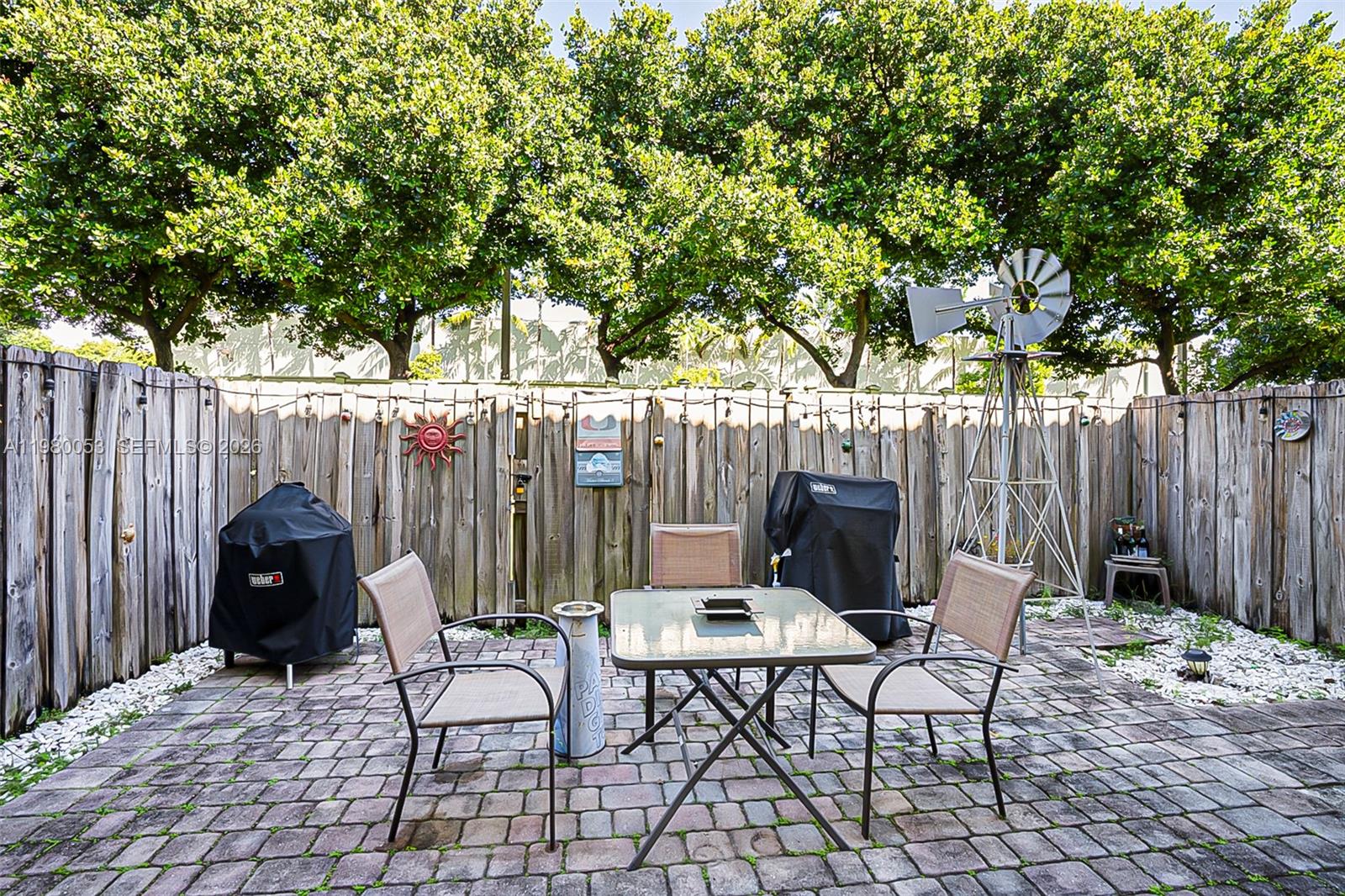 SILVER PALM EAST SEC THRE - Residential