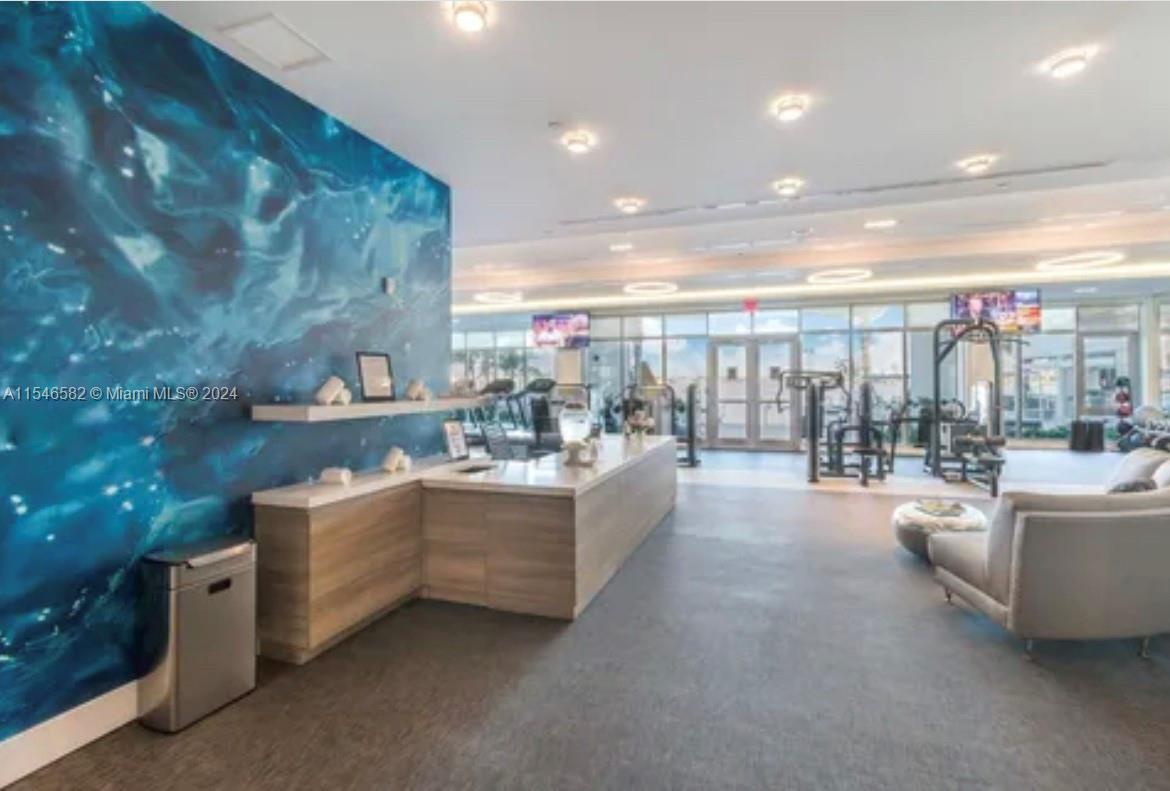 MARINA PALMS RESIDENCES S - Residential