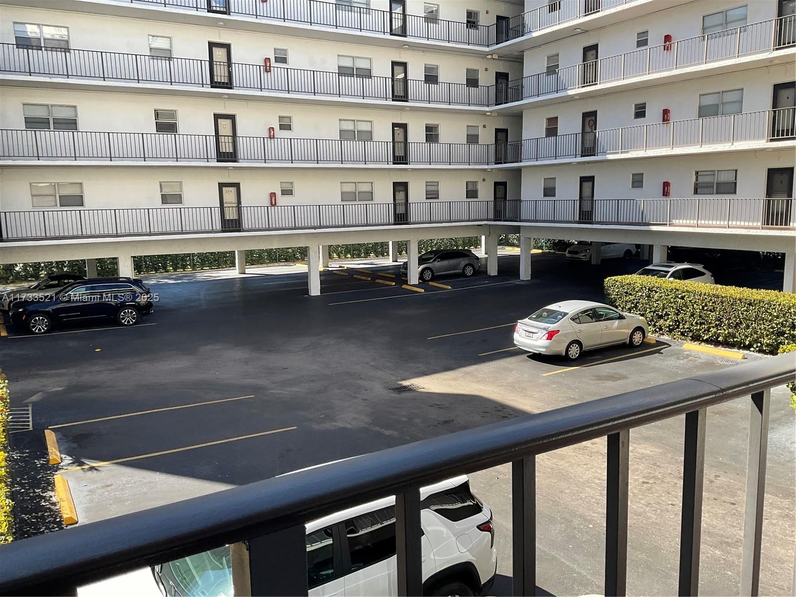 LE CARTIER CONDO - Residential