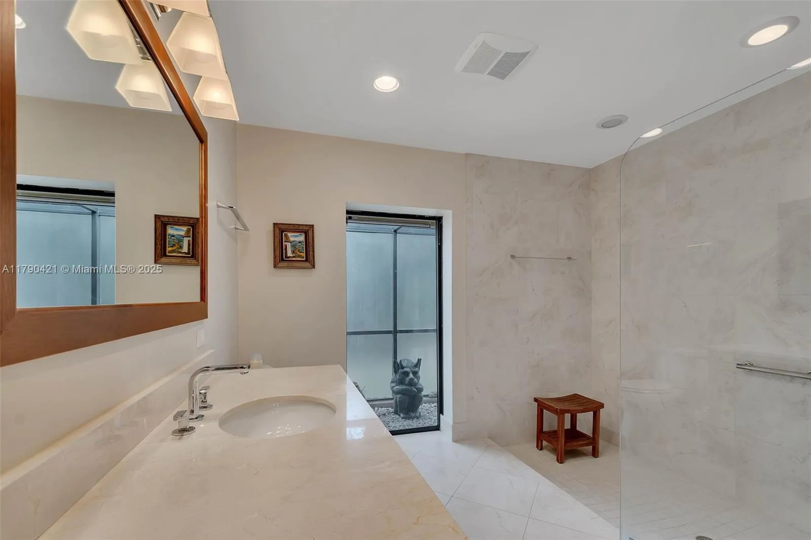 Palmetto Bay, Florida 33157, United States, 4 Bedrooms Bedrooms, ,2 BathroomsBathrooms,Residential,Active,116616