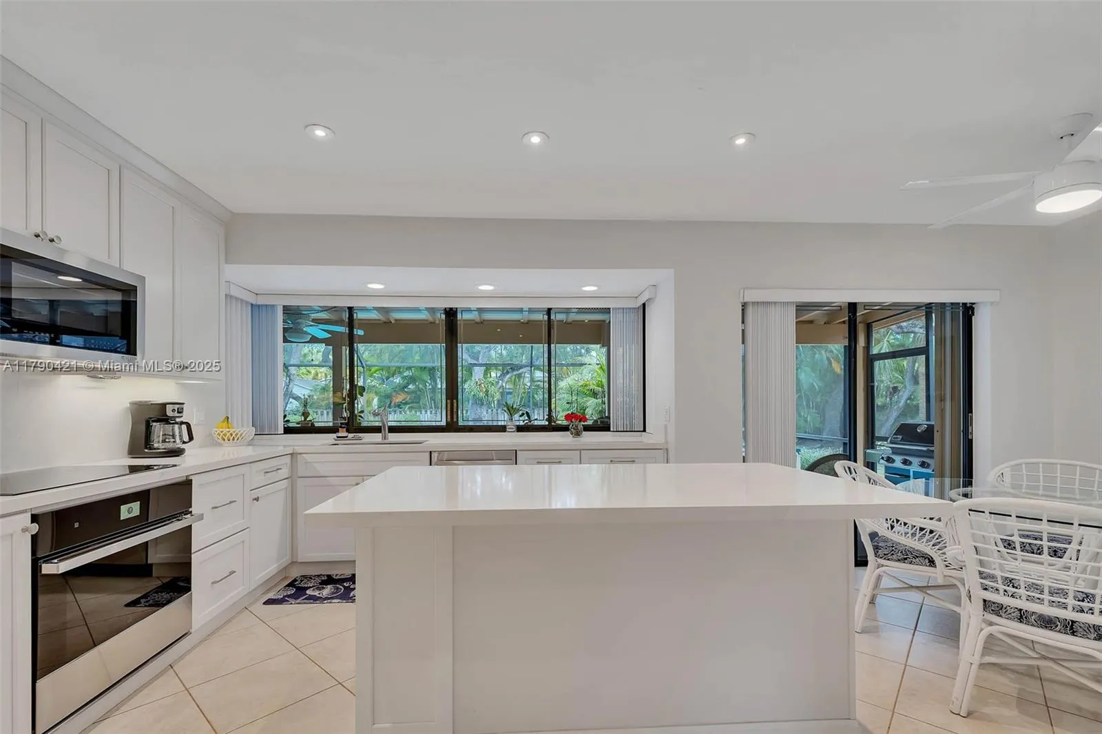 Palmetto Bay, Florida 33157, United States, 4 Bedrooms Bedrooms, ,2 BathroomsBathrooms,Residential,Active,116616