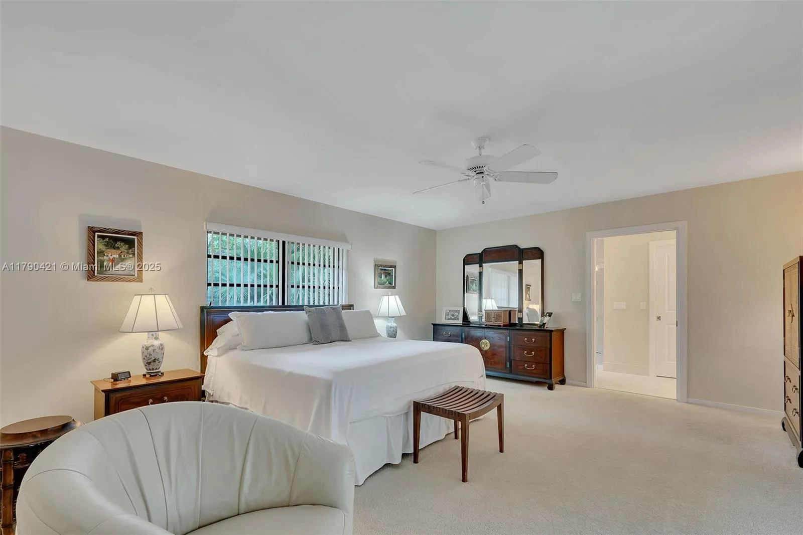 Palmetto Bay, Florida 33157, United States, 4 Bedrooms Bedrooms, ,2 BathroomsBathrooms,Residential,Active,116616