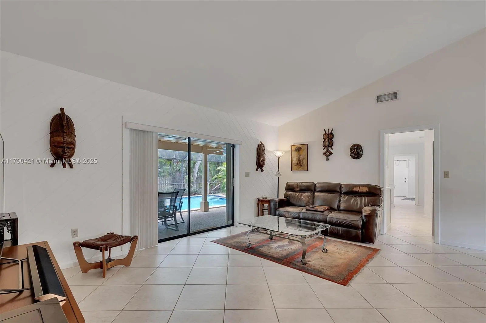 Palmetto Bay, Florida 33157, United States, 4 Bedrooms Bedrooms, ,2 BathroomsBathrooms,Residential,Active,116616