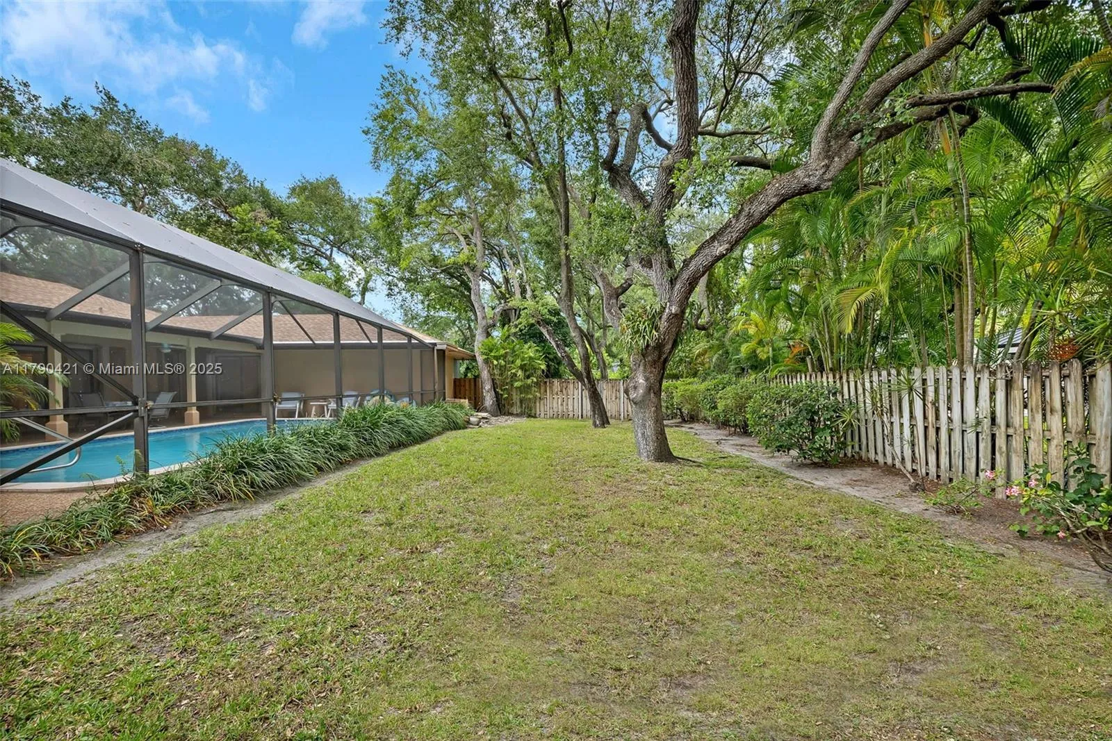 Palmetto Bay, Florida 33157, United States, 4 Bedrooms Bedrooms, ,2 BathroomsBathrooms,Residential,Active,116616