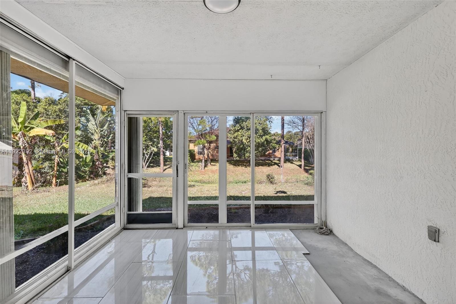 PORT ST LUCIE SECTION 20 - Residential