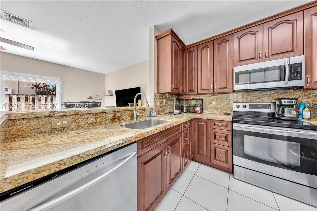 16138 Emerald Cove Rd