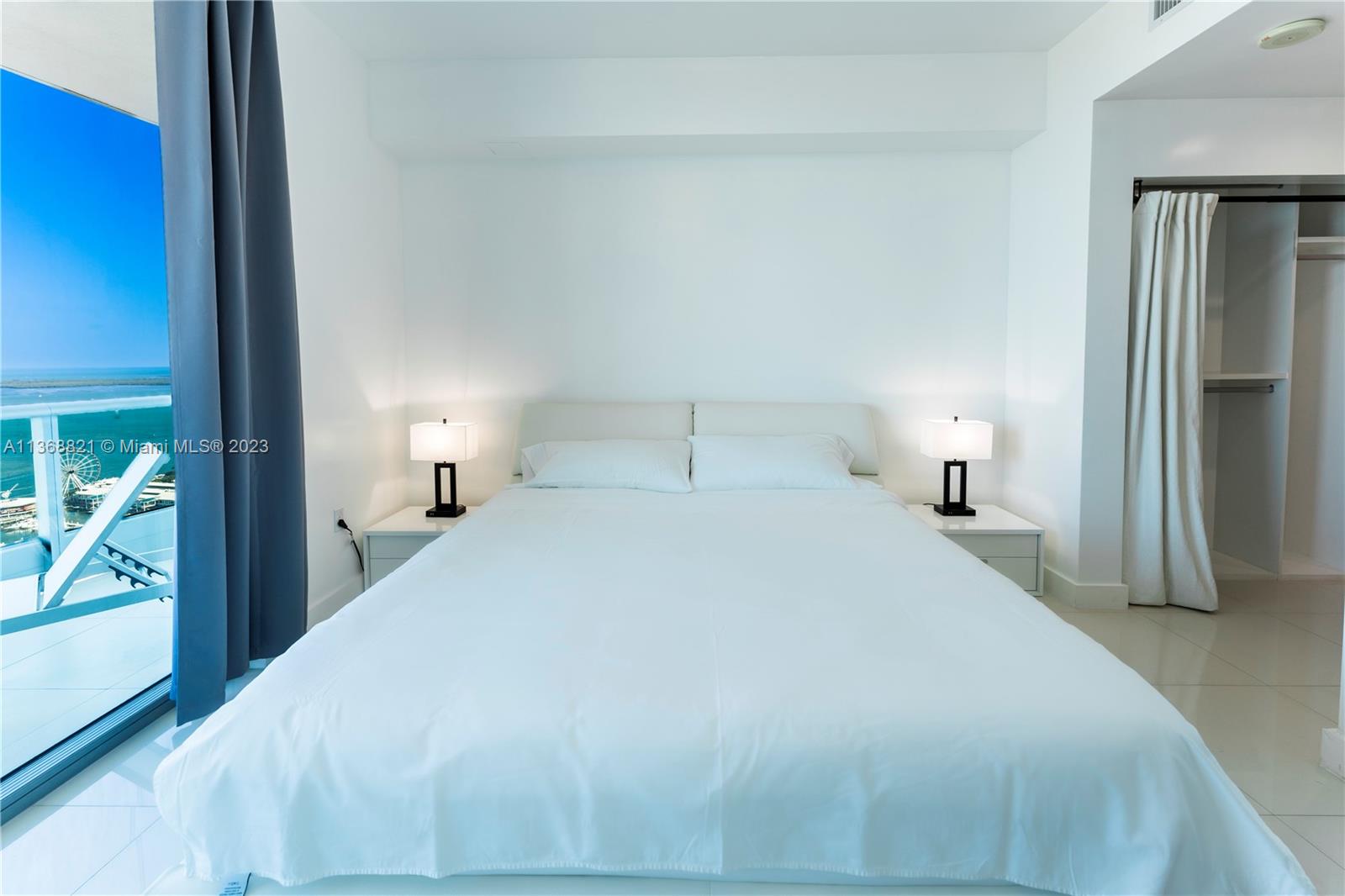 900 BISCAYNE BAY CONDO - Residential Lease