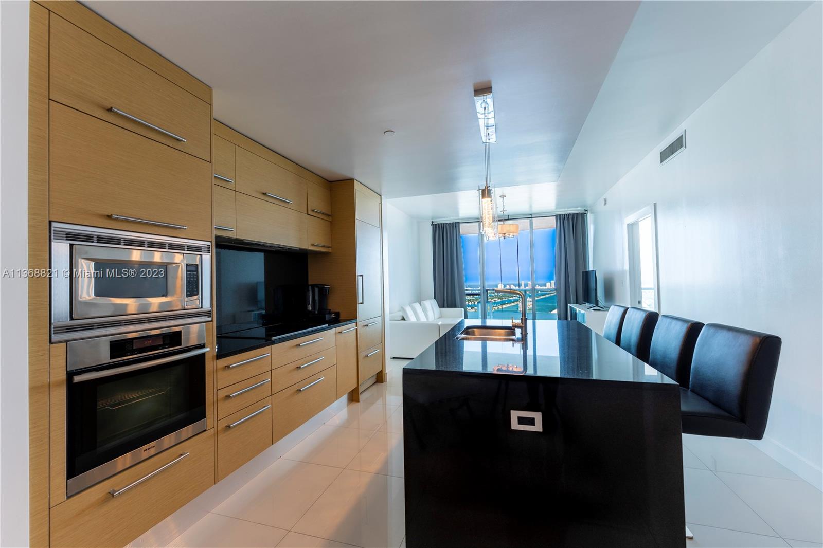 900 BISCAYNE BAY CONDO - Residential Lease