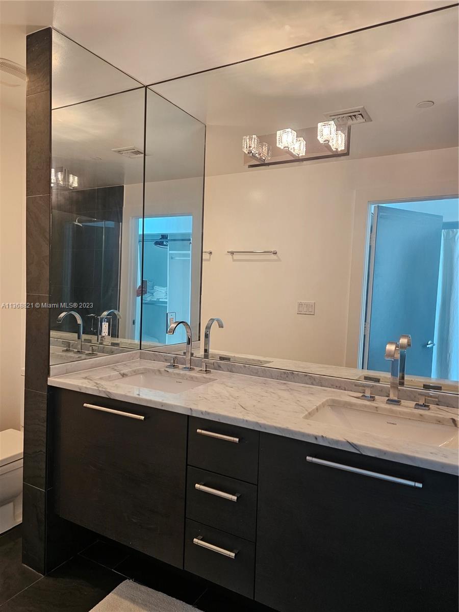 900 BISCAYNE BAY CONDO - Residential Lease