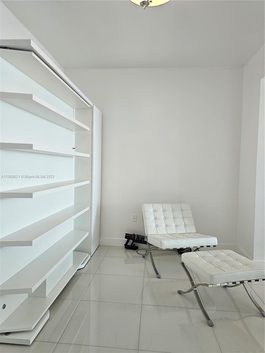 900 BISCAYNE BAY CONDO - Residential Lease