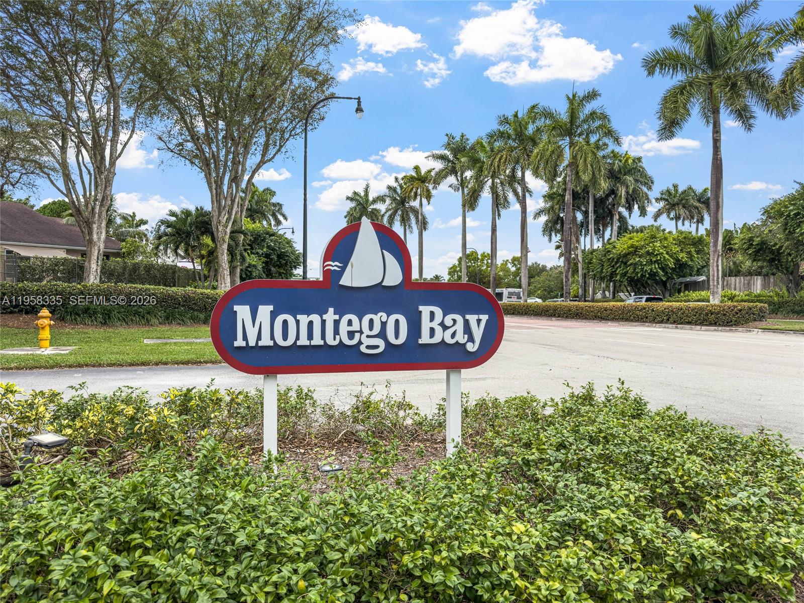 LAKES BY THE BAY SEC 3 - Residential