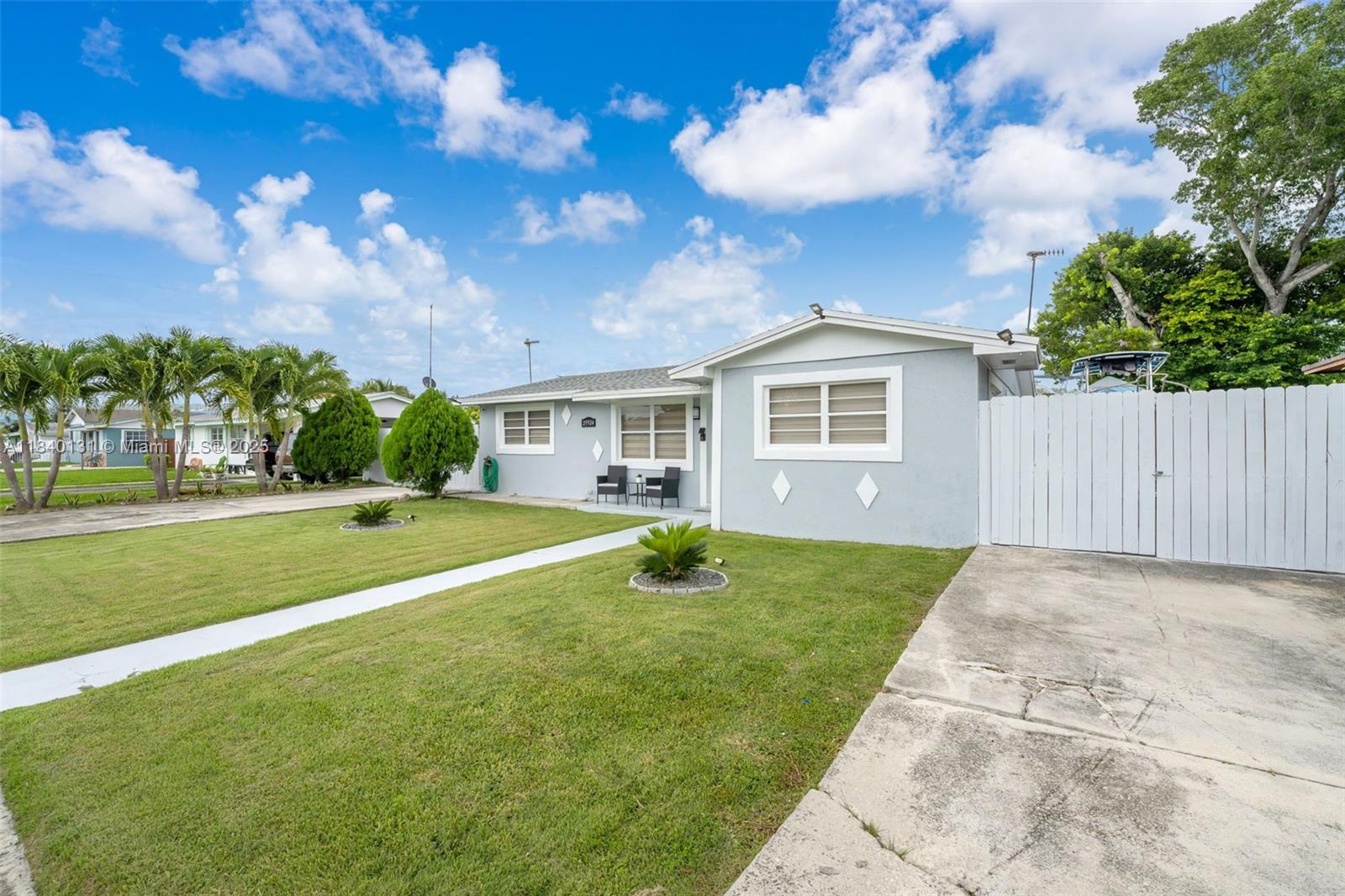 29924 SW 148th Ave, Homestead, FL, 33033/$495,900 1 29924 SW 148th Ave